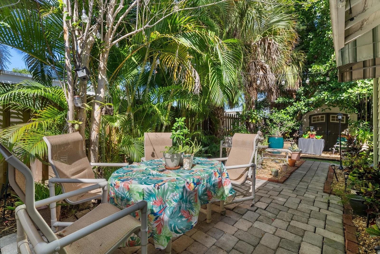 HUDSON BAYOU - Residential