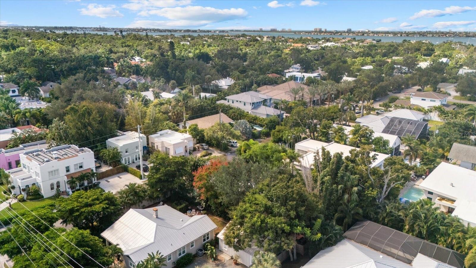HUDSON BAYOU - Residential