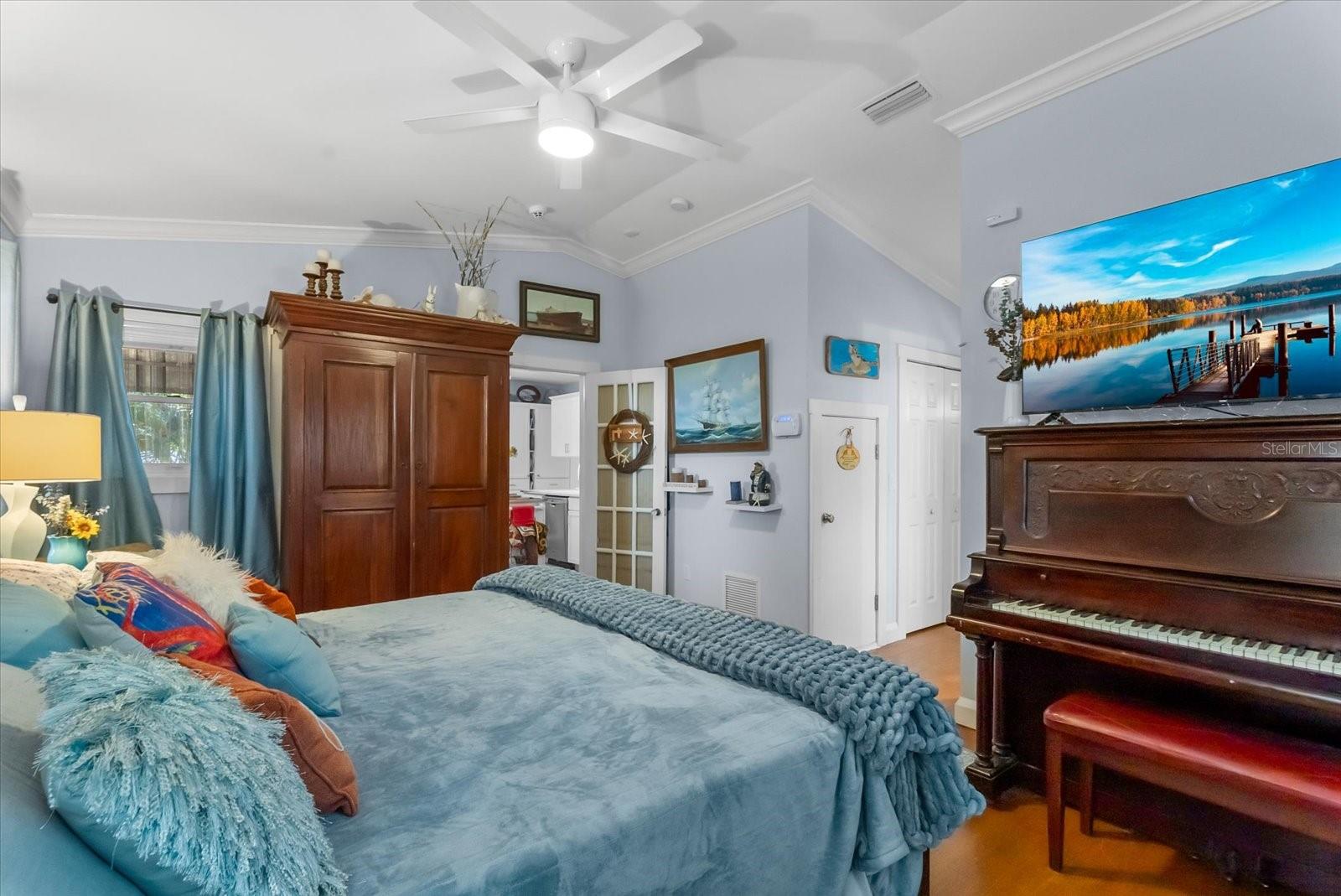 HUDSON BAYOU - Residential