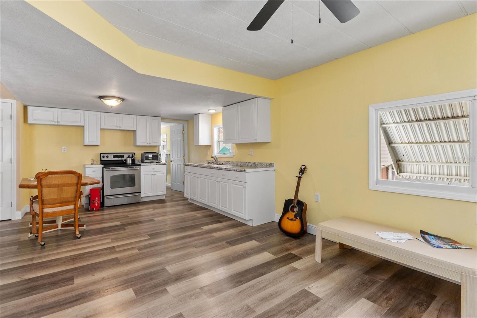 LAZY LAGOON MOB HME PARK COOP - Residential