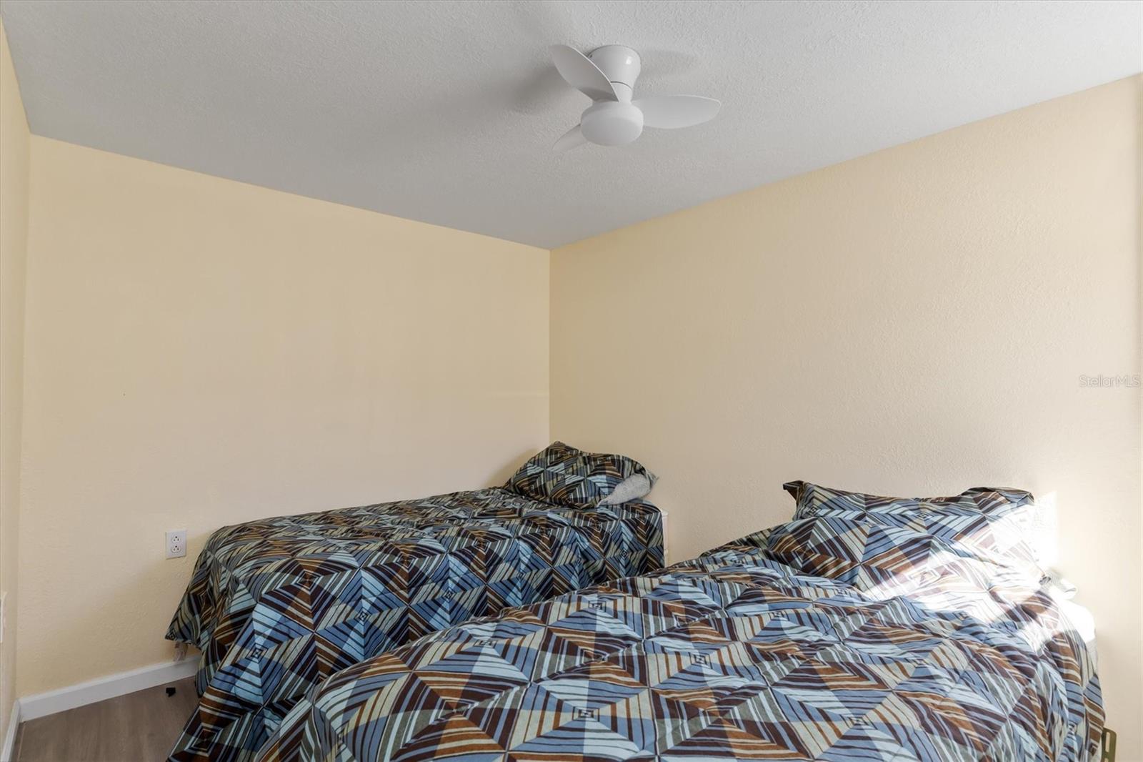 LAZY LAGOON MOB HME PARK COOP - Residential