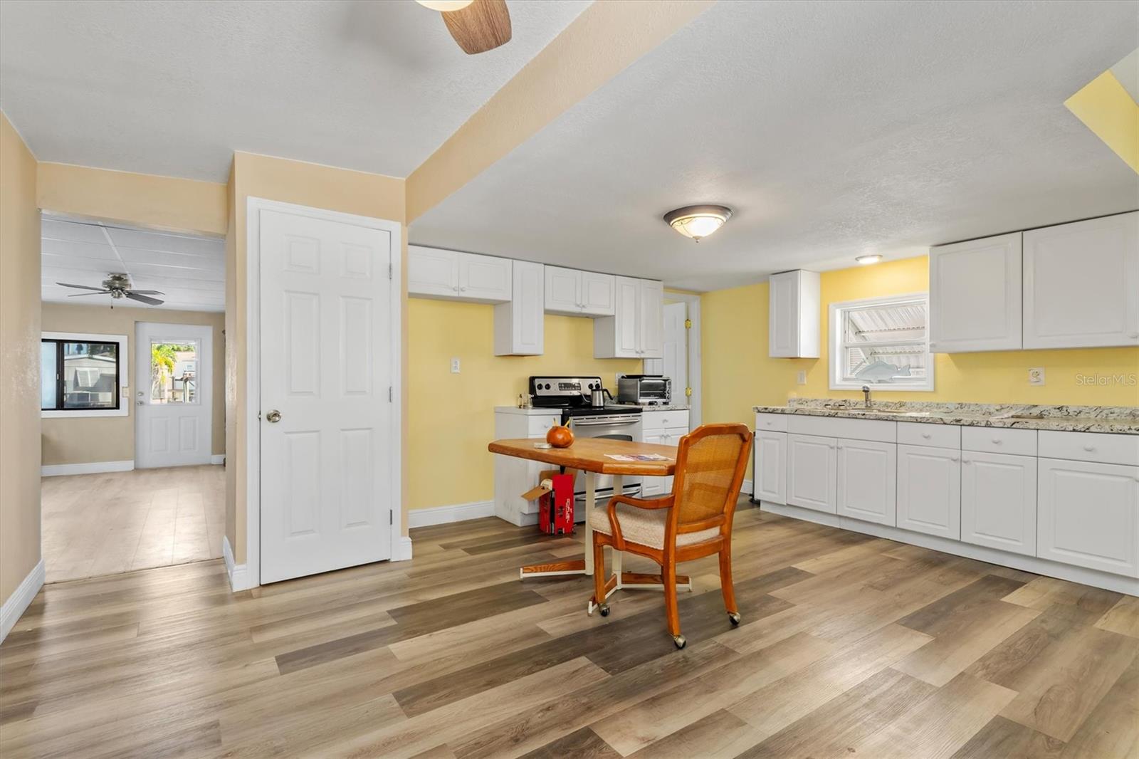 LAZY LAGOON MOB HME PARK COOP - Residential