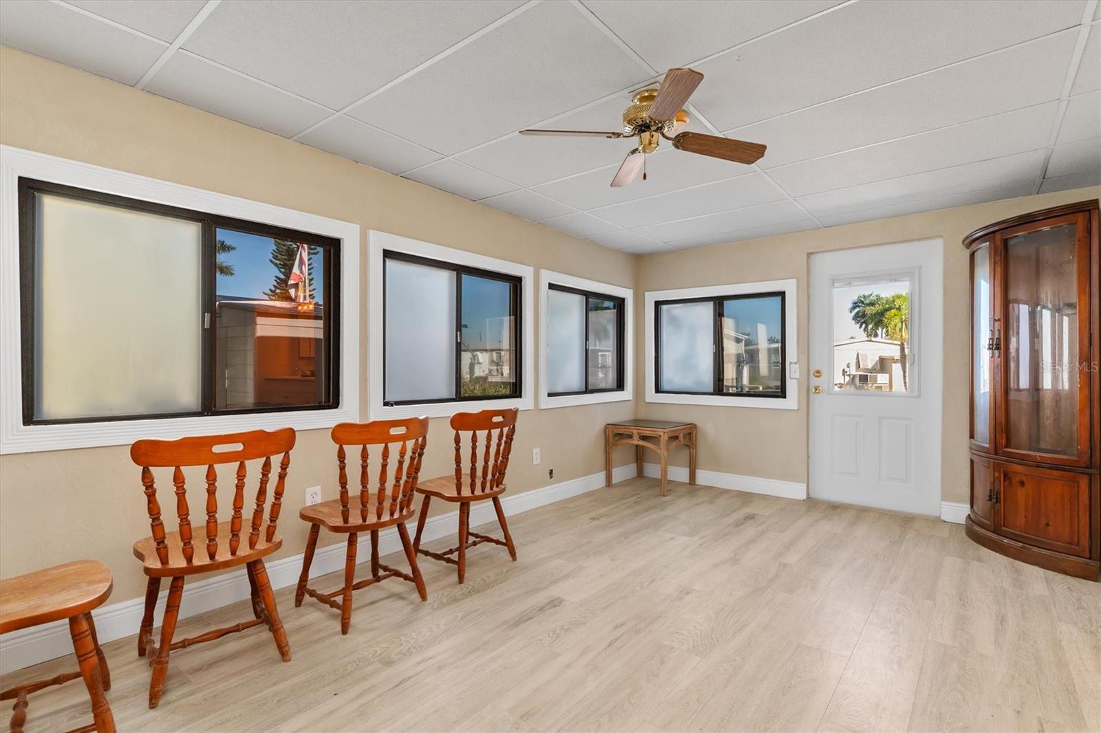 LAZY LAGOON MOB HME PARK COOP - Residential