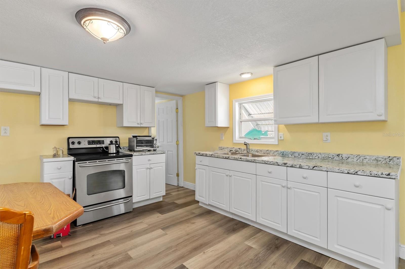 LAZY LAGOON MOB HME PARK COOP - Residential