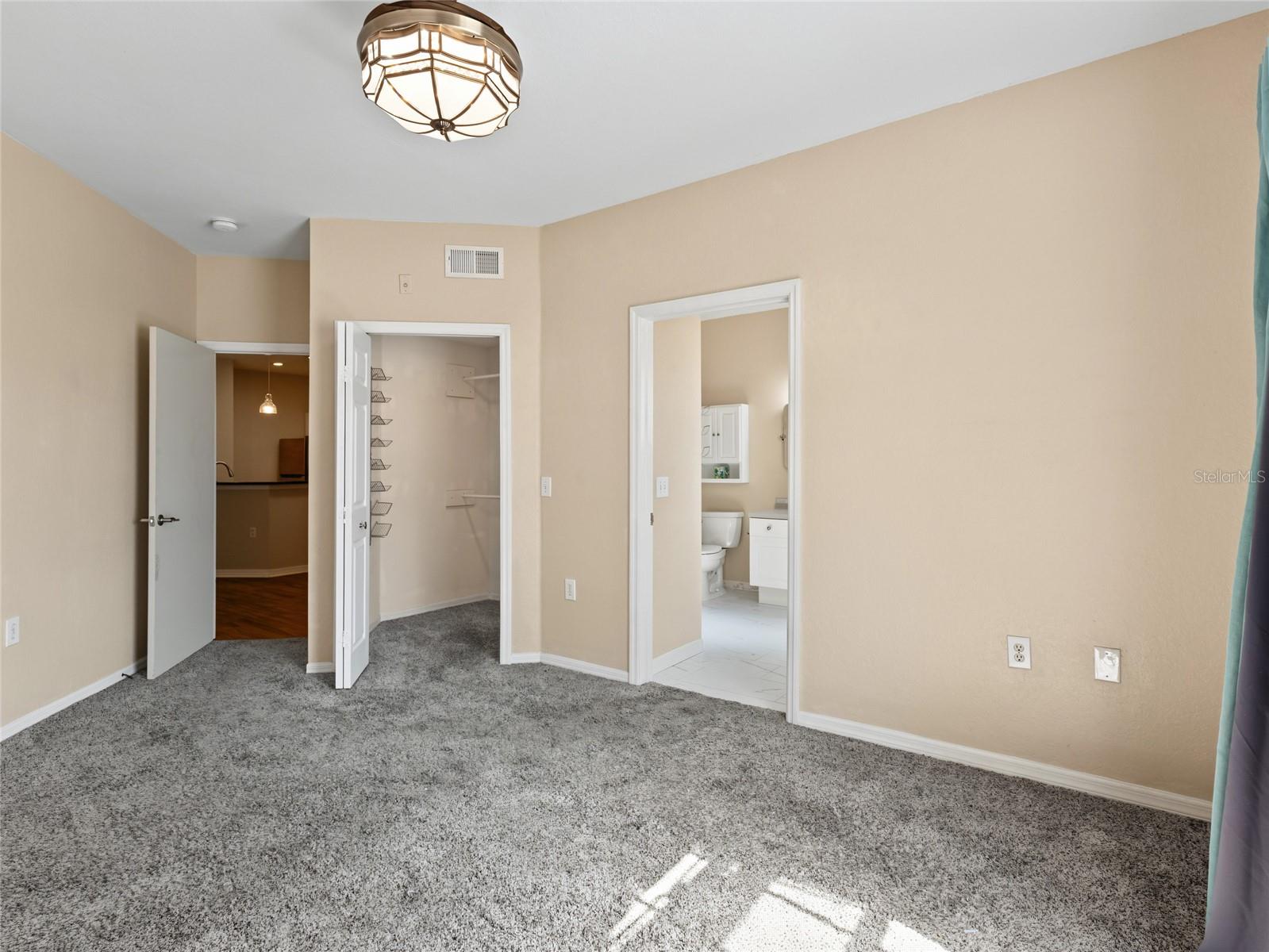 SERENADE ON PALMER RANCH - Residential