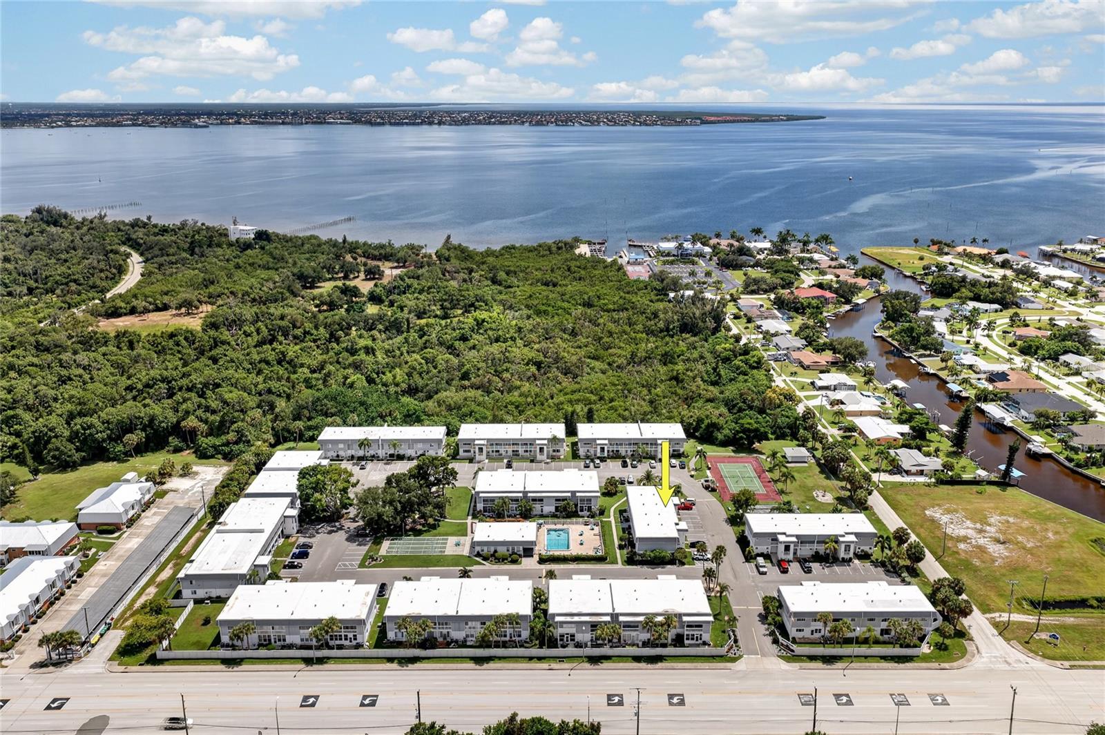 EDGEWATER VILLAGE - Residential