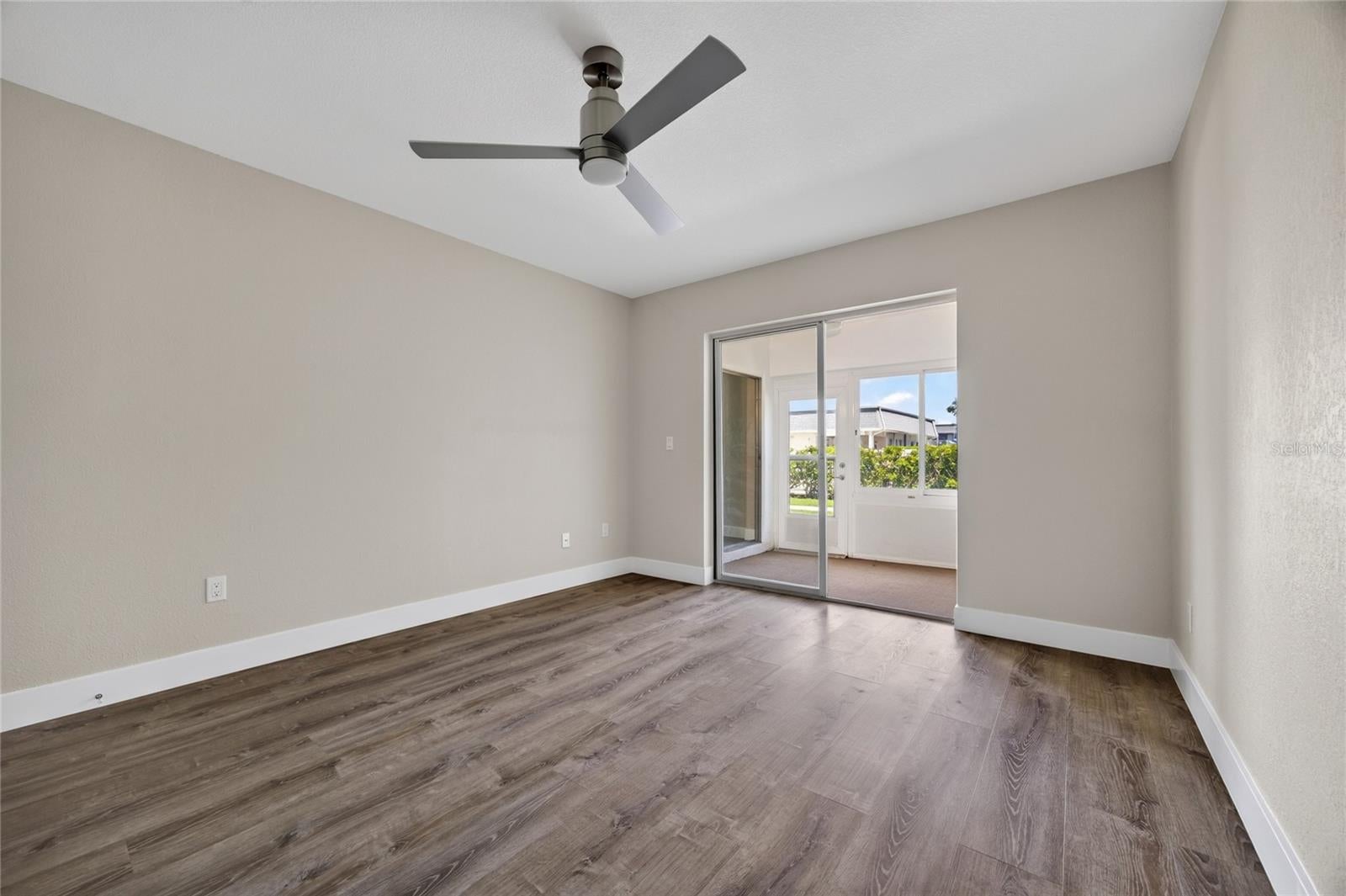 EDGEWATER VILLAGE - Residential