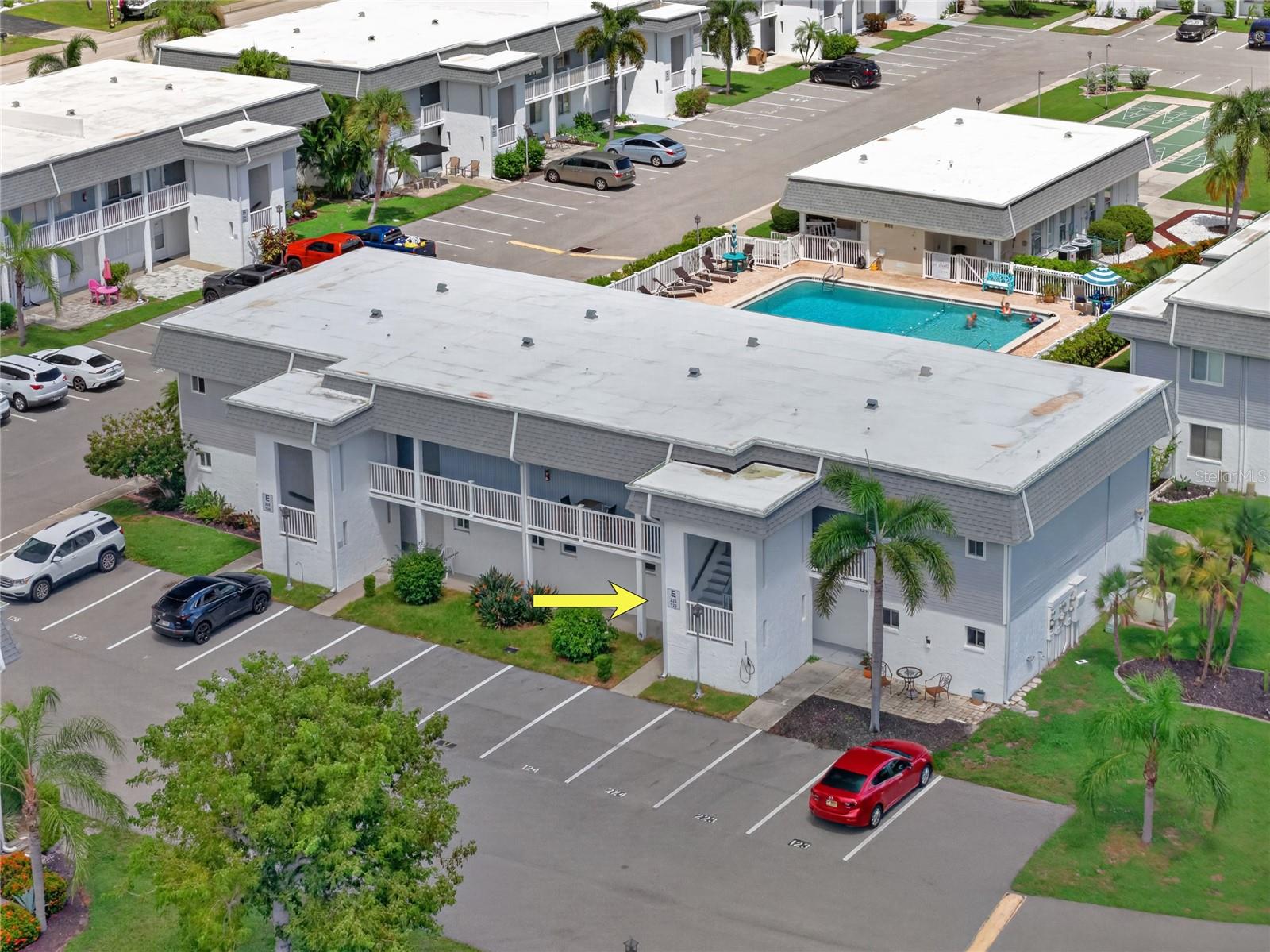 EDGEWATER VILLAGE - Residential