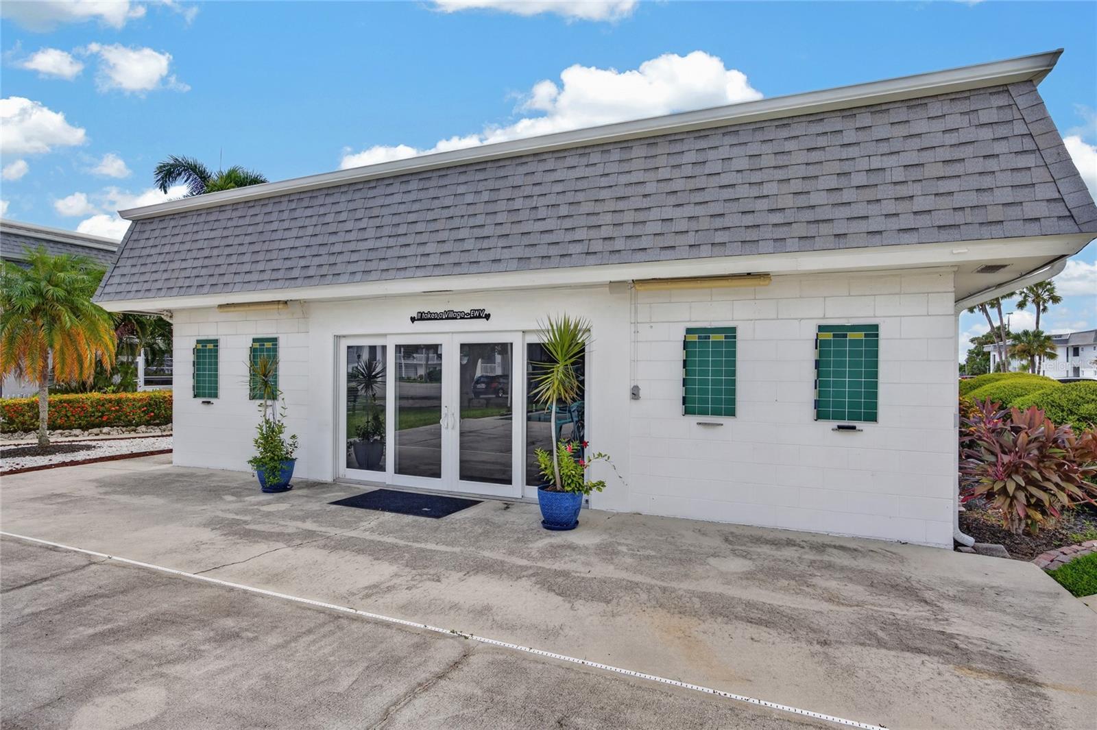 EDGEWATER VILLAGE - Residential