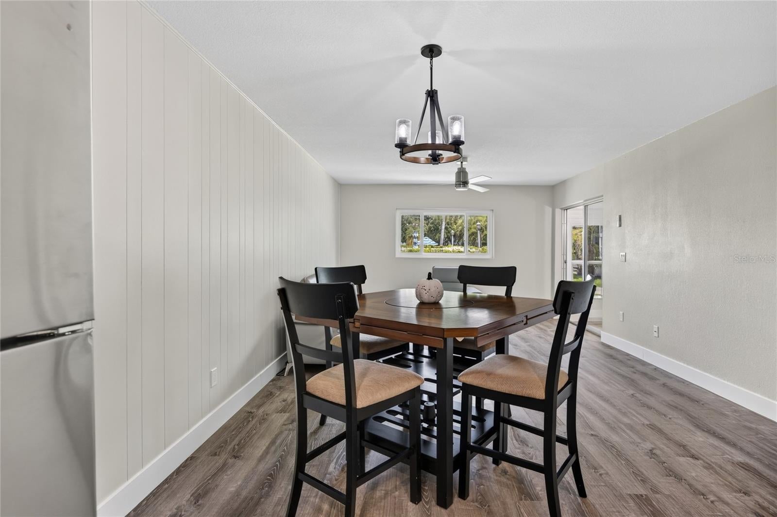EDGEWATER VILLAGE - Residential