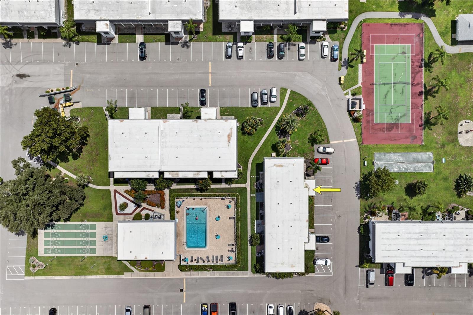 EDGEWATER VILLAGE - Residential