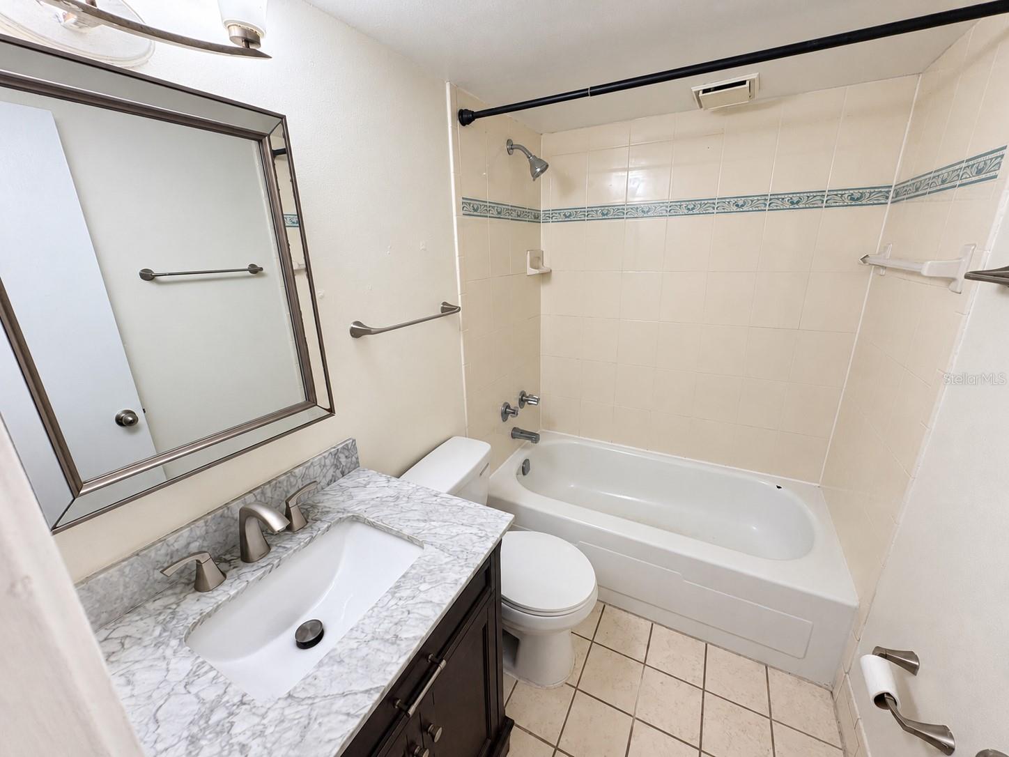 THE TAMPA RACQUET CLUB A CONDO - Residential