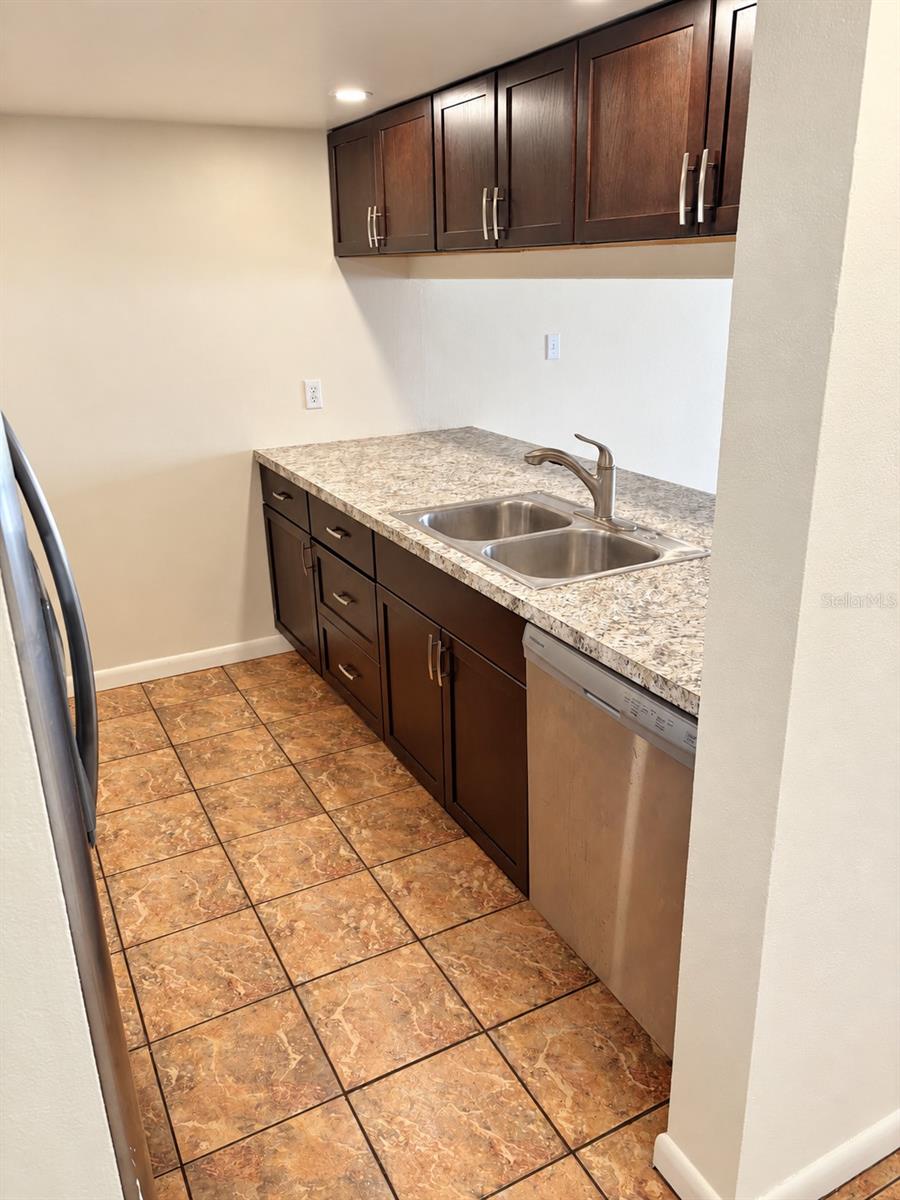 THE TAMPA RACQUET CLUB A CONDO - Residential