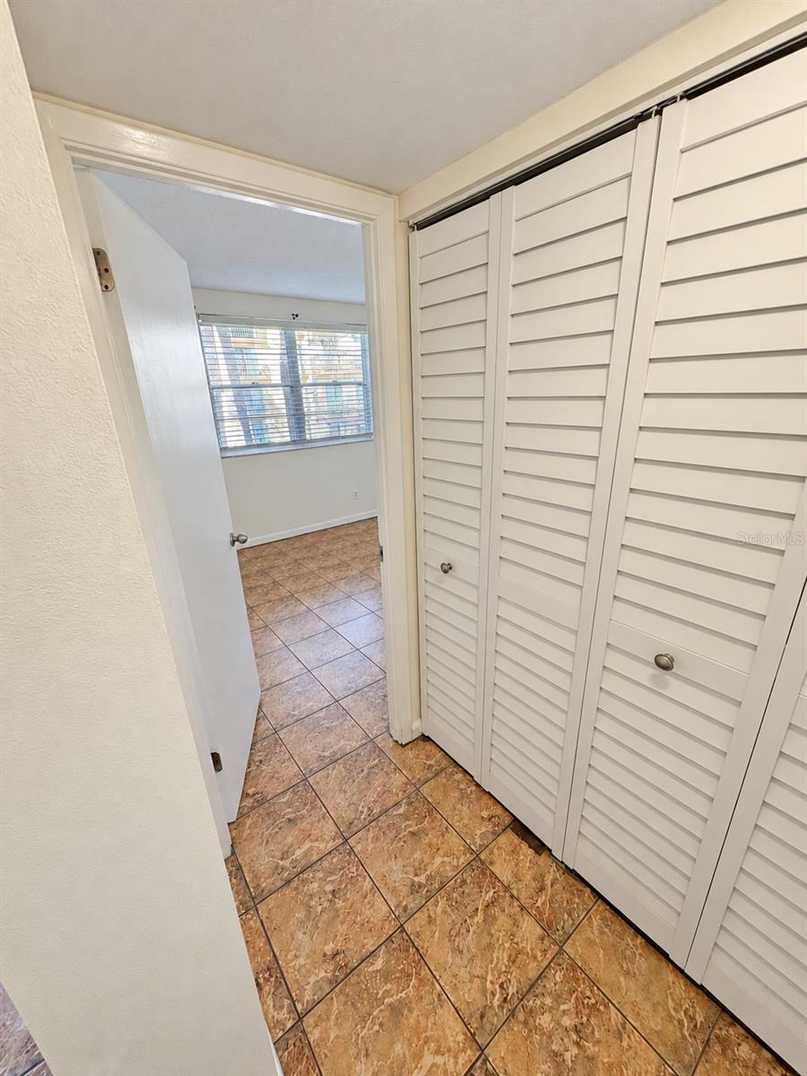 THE TAMPA RACQUET CLUB A CONDO - Residential