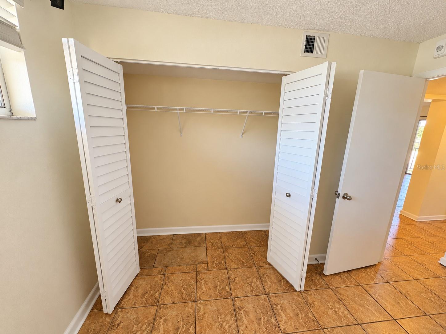 THE TAMPA RACQUET CLUB A CONDO - Residential
