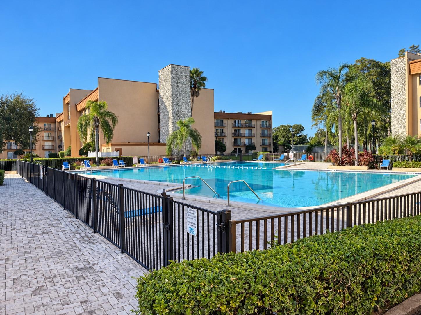 THE TAMPA RACQUET CLUB A CONDO - Residential