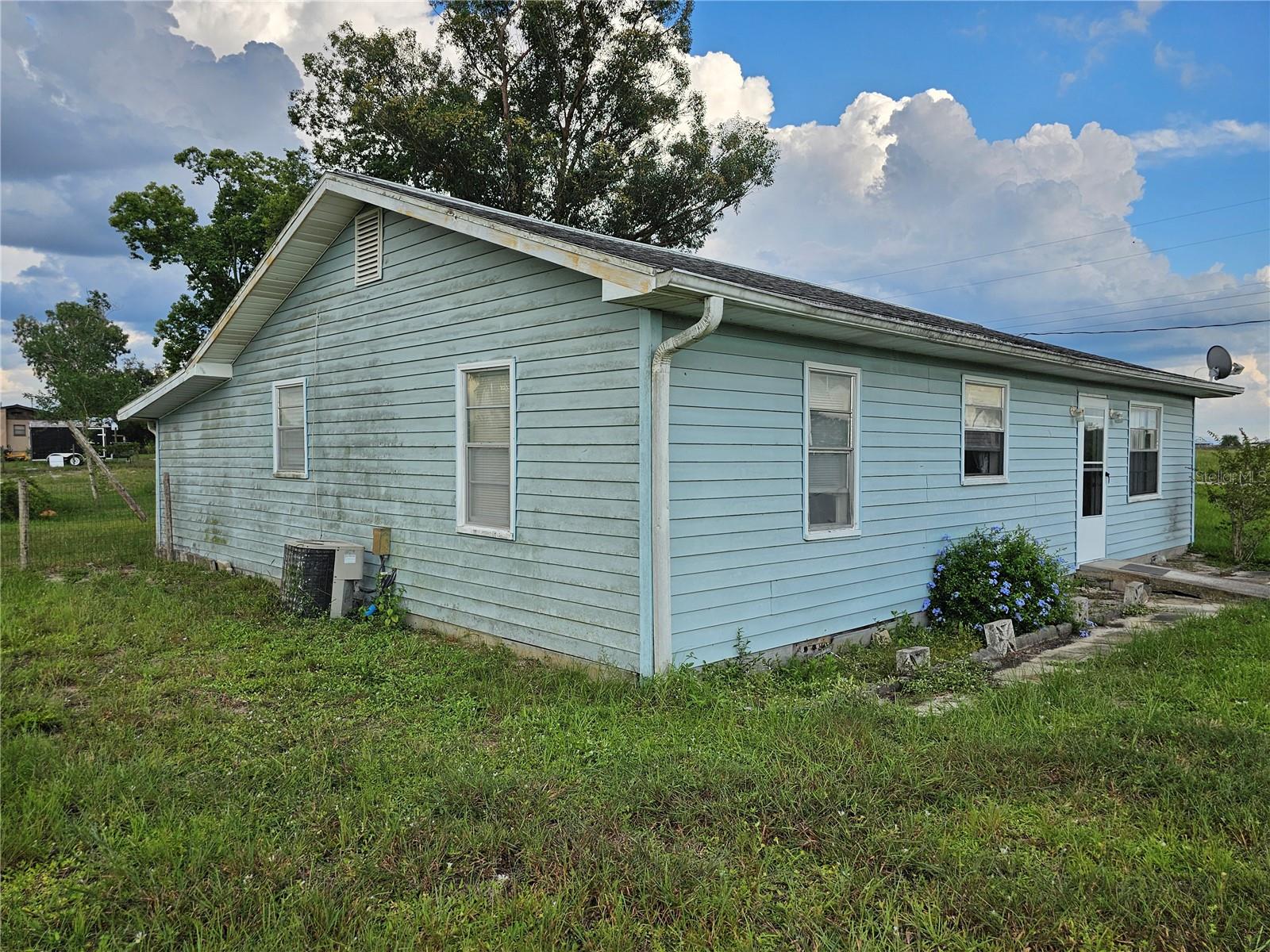 RURAL TRACTS - Residential