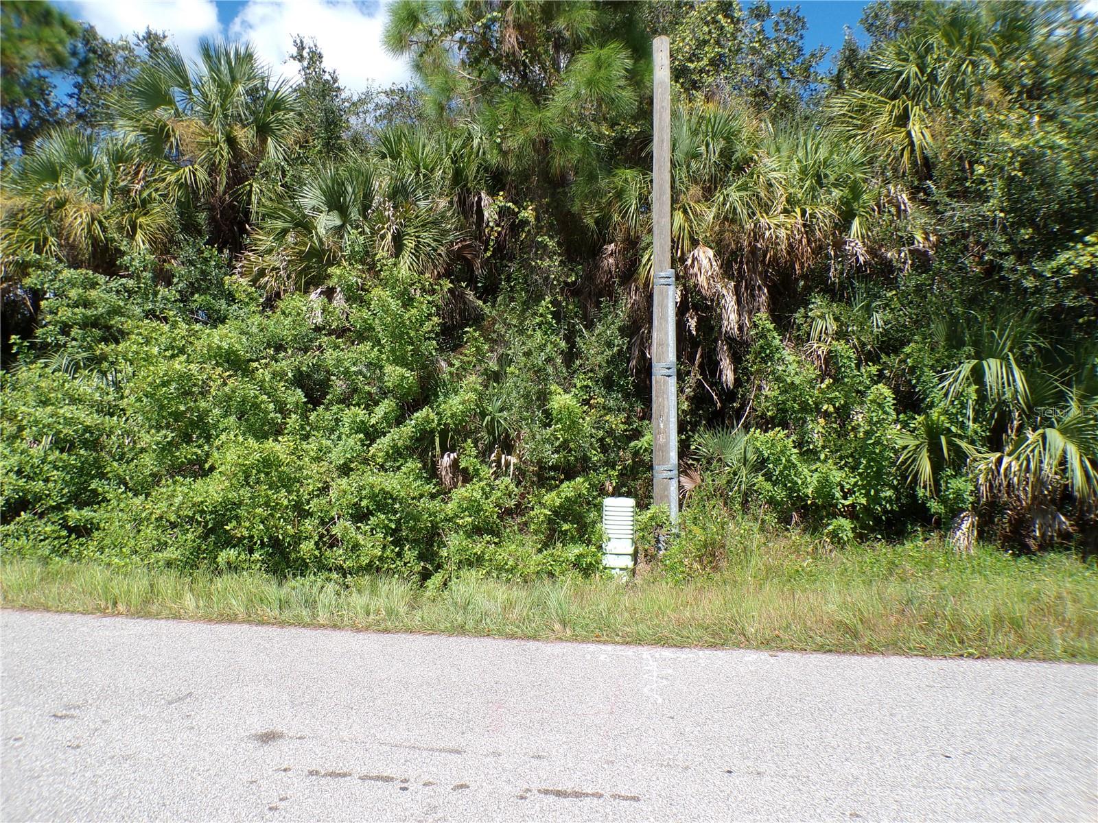 PORT CHARLOTTE SUB 05 - Land