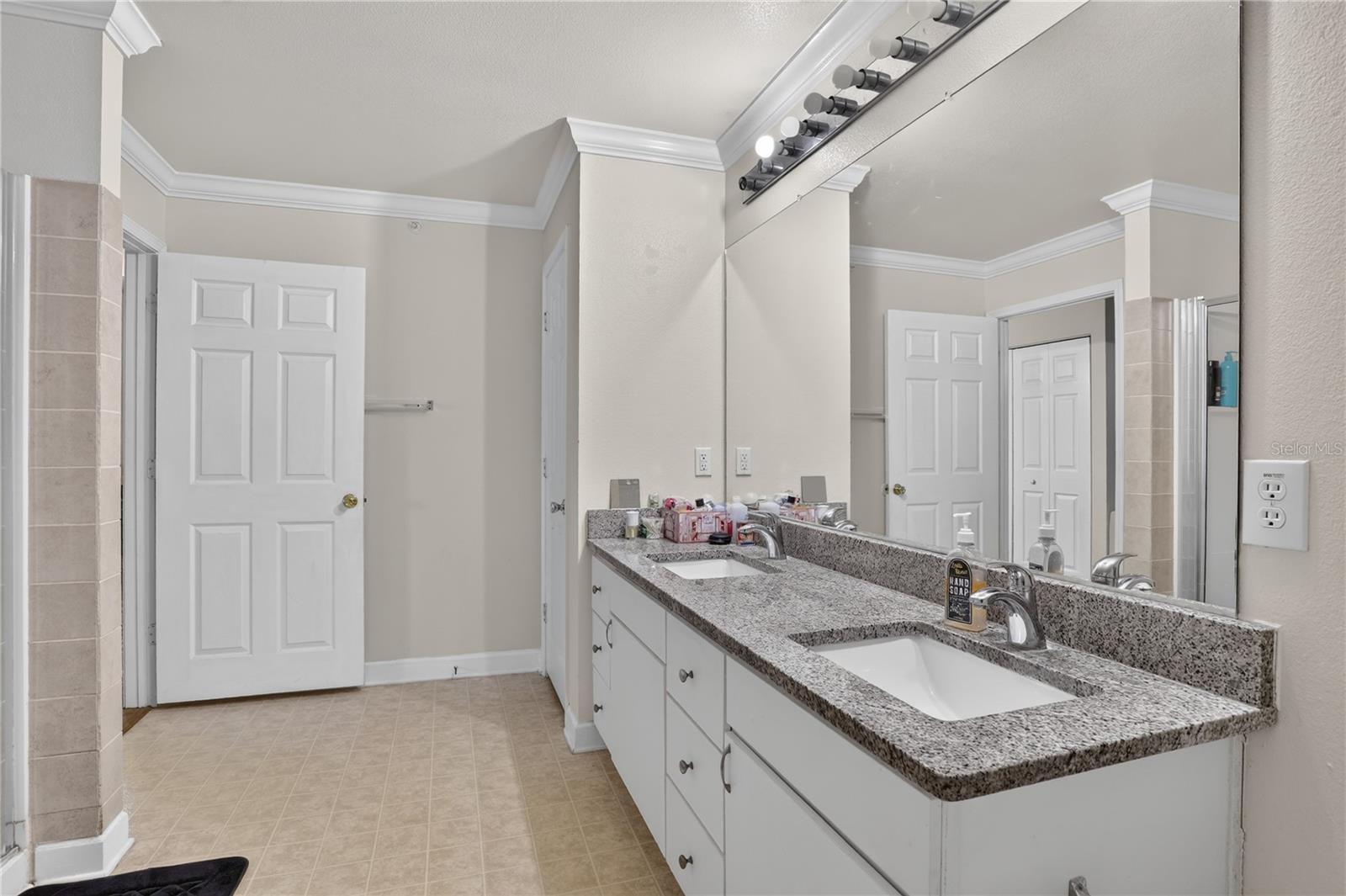 EQUESTRIAN PARC AT HIGHWOODS P - Residential