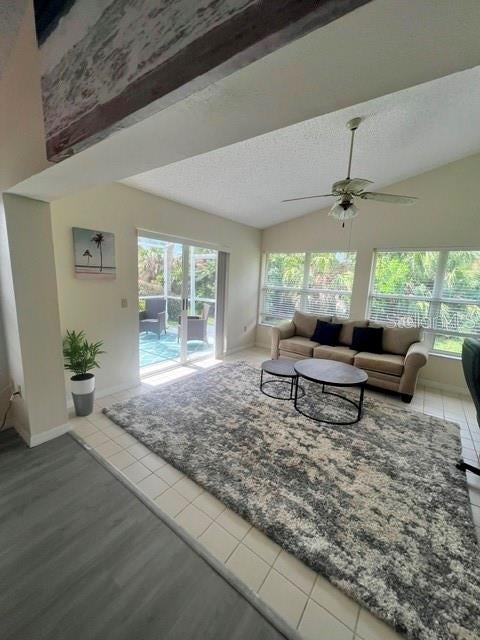 HARRINGTON LAKE - Residential