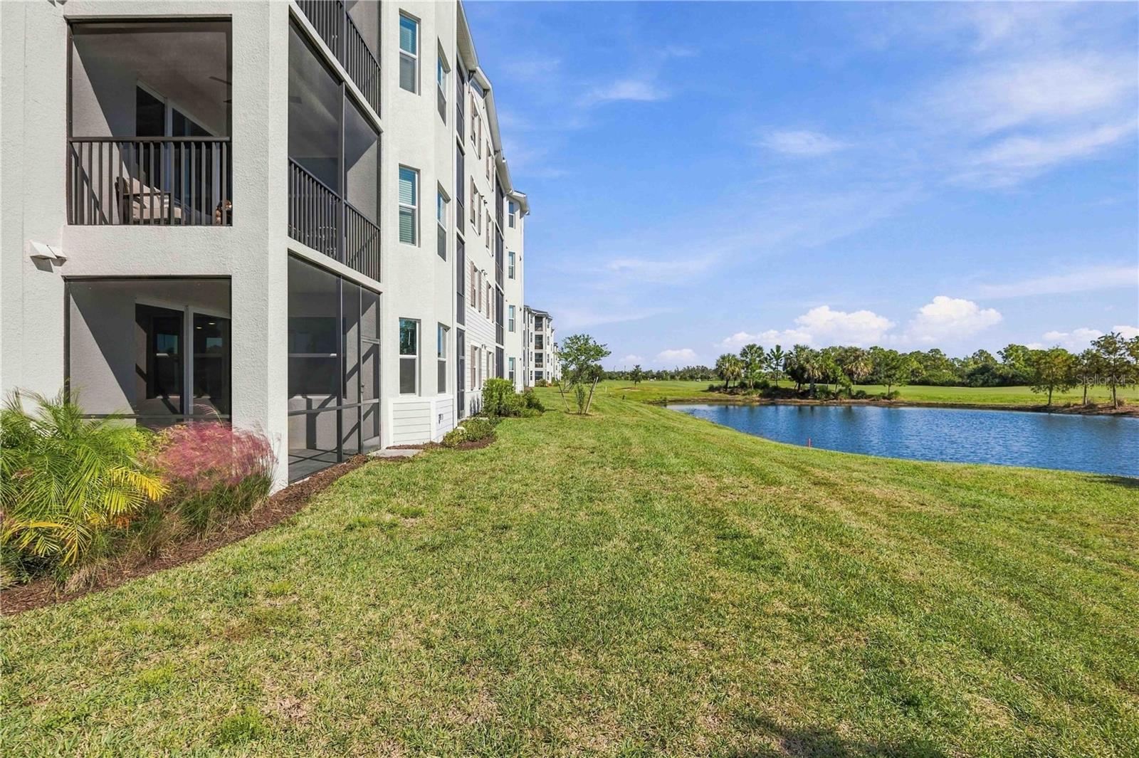 WELLEN PARK GOLF AND COUNTRY CLUB - Residential