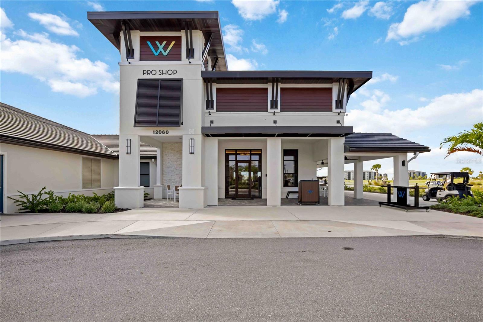 WELLEN PARK GOLF AND COUNTRY CLUB - Residential