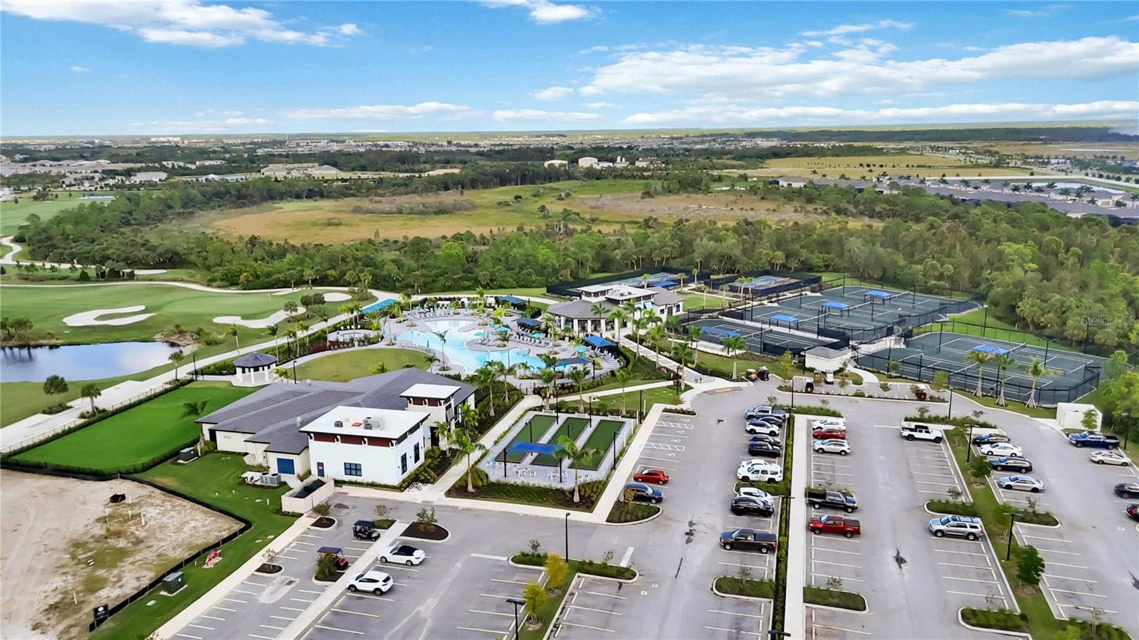 WELLEN PARK GOLF AND COUNTRY CLUB - Residential