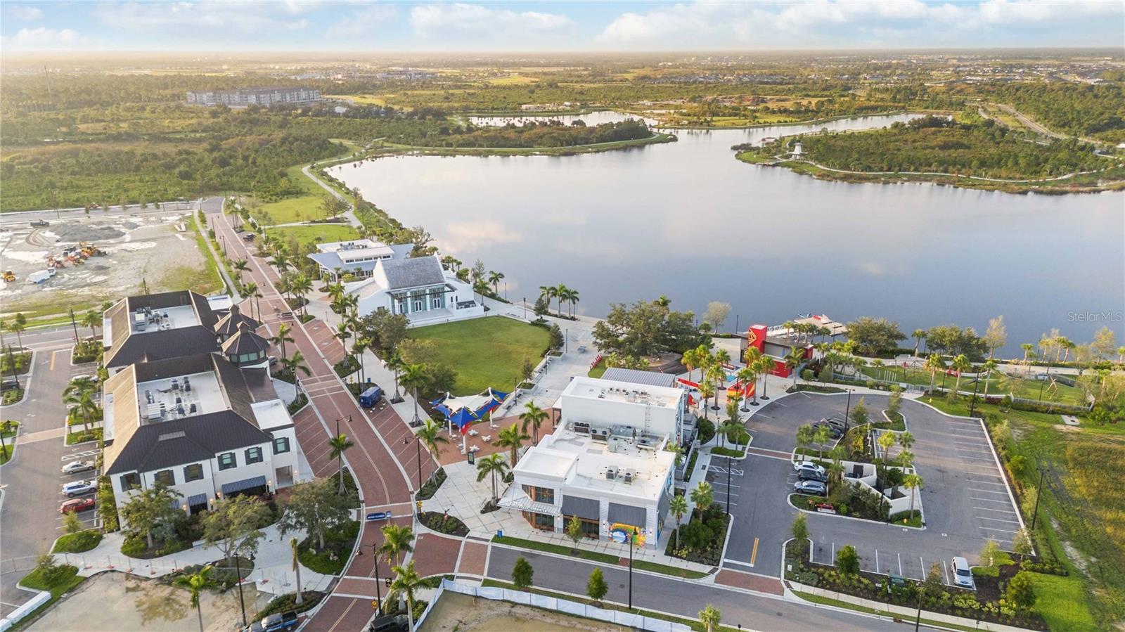 WELLEN PARK GOLF AND COUNTRY CLUB - Residential