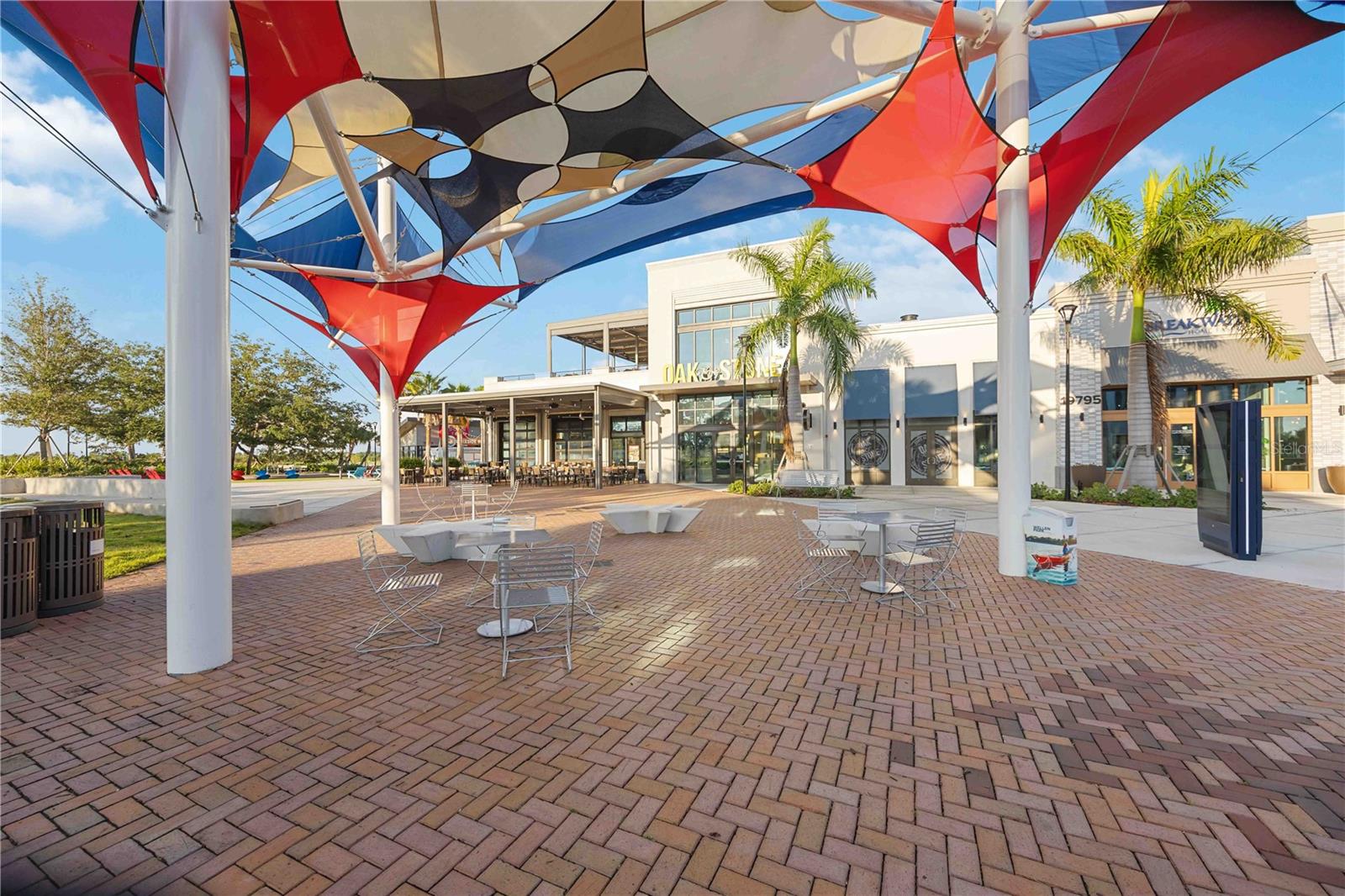 WELLEN PARK GOLF AND COUNTRY CLUB - Residential