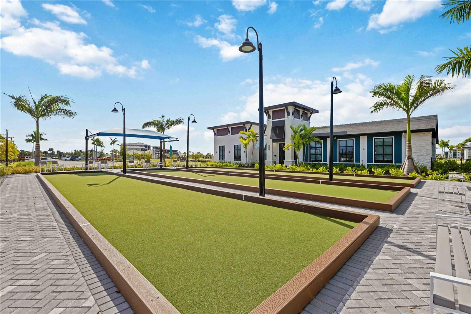 WELLEN PARK GOLF AND COUNTRY CLUB - Residential