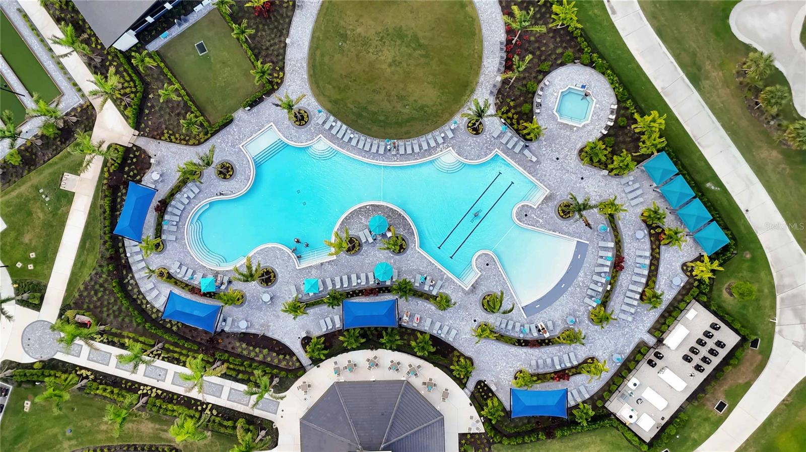 WELLEN PARK GOLF AND COUNTRY CLUB - Residential
