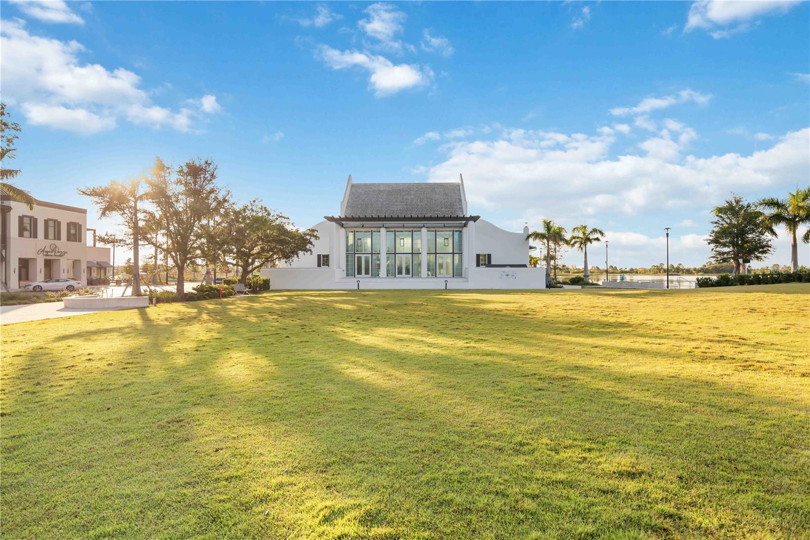 WELLEN PARK GOLF AND COUNTRY CLUB - Residential