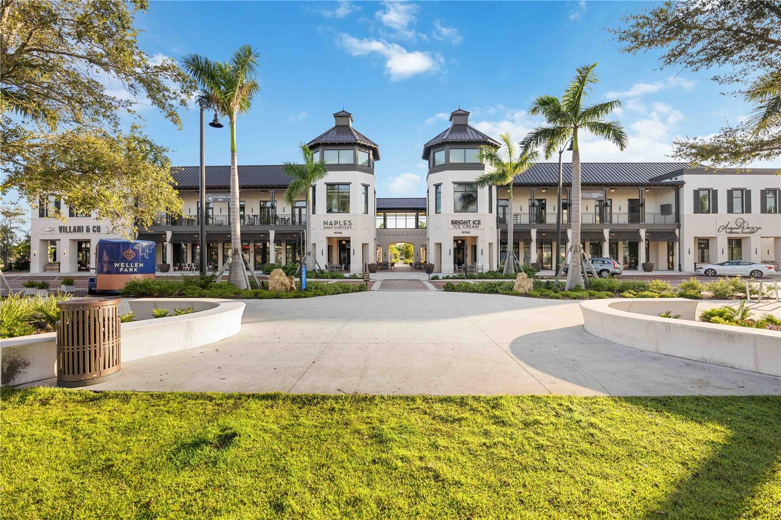 WELLEN PARK GOLF AND COUNTRY CLUB - Residential