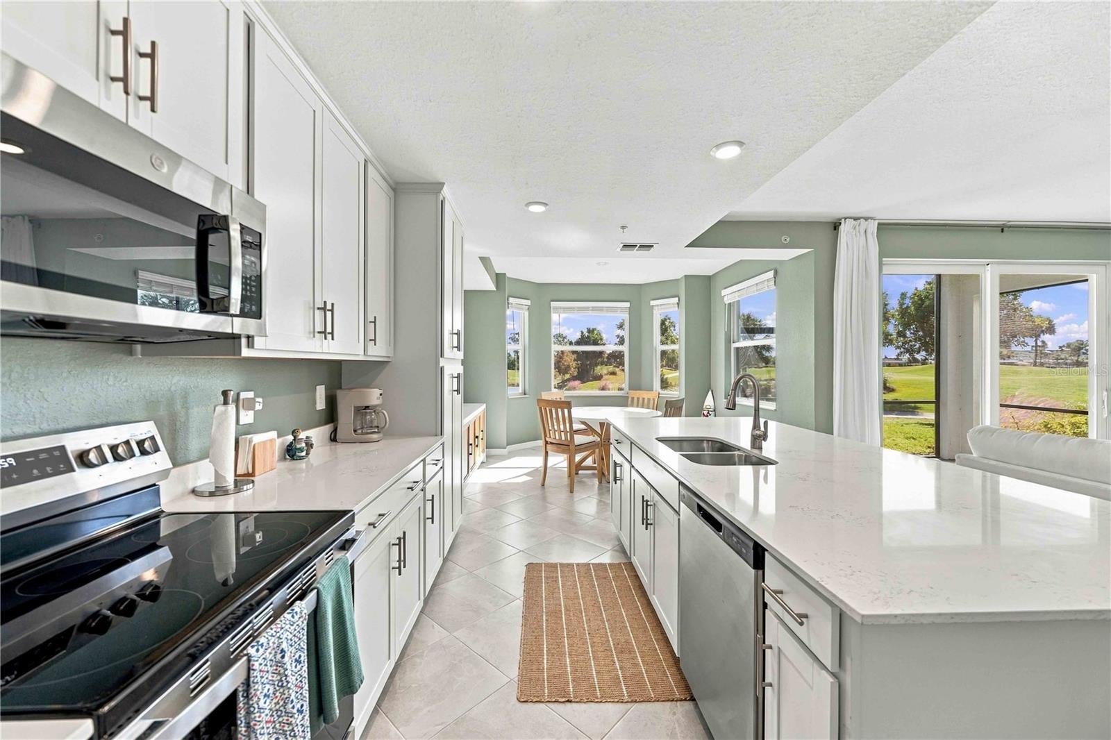 WELLEN PARK GOLF AND COUNTRY CLUB - Residential