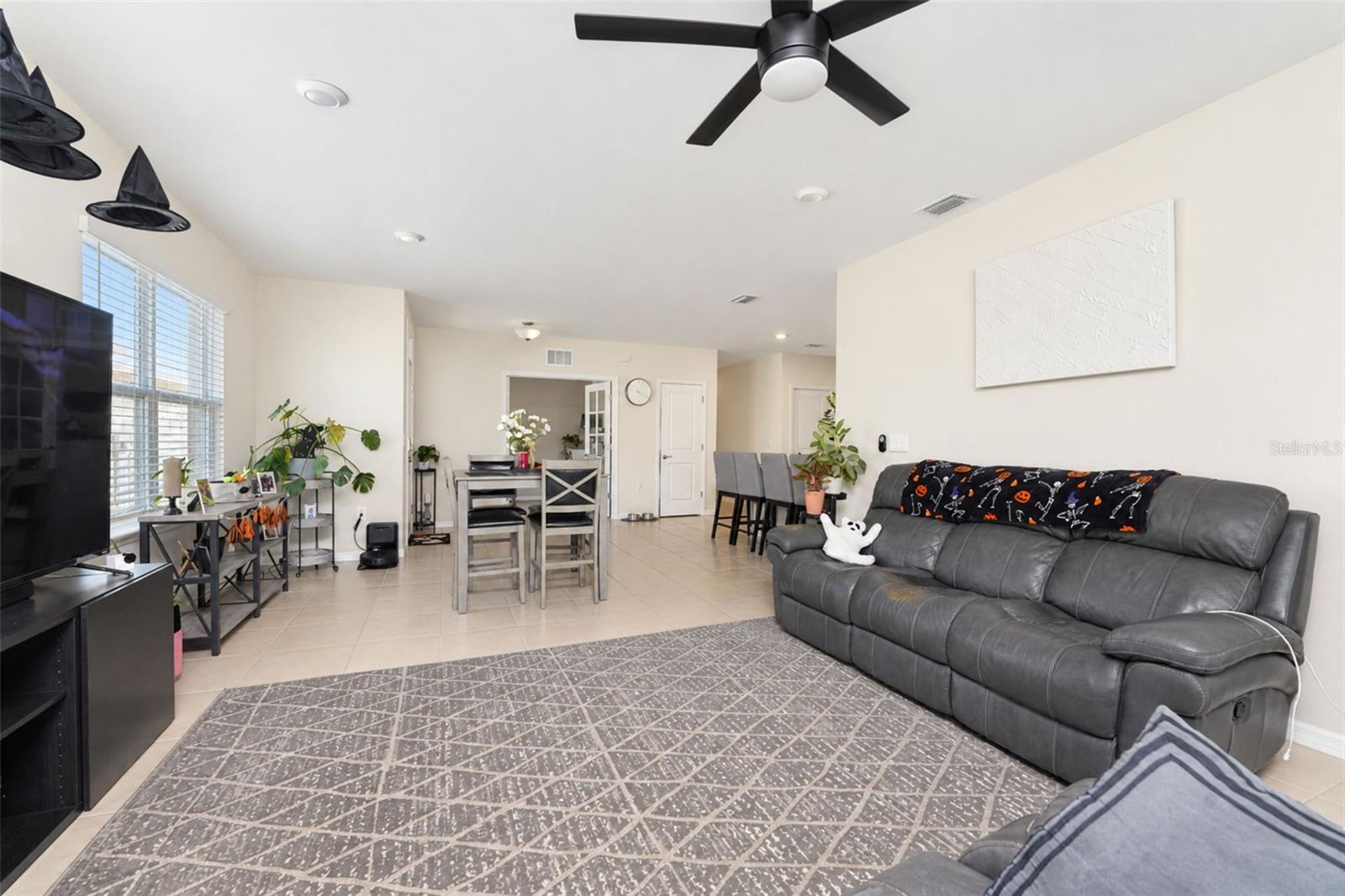 COVE/WEST PORT PH 1B - Residential
