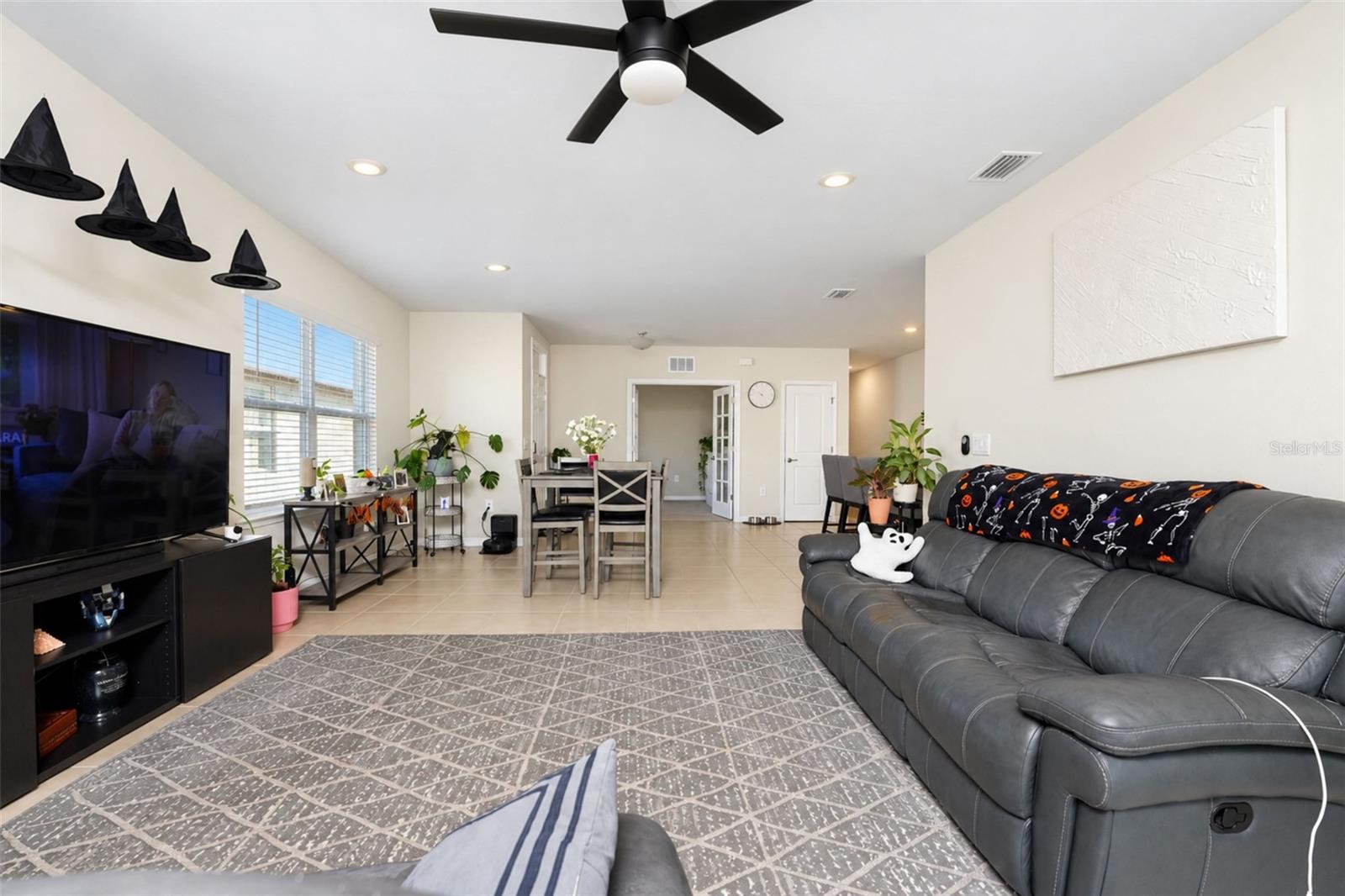 COVE/WEST PORT PH 1B - Residential