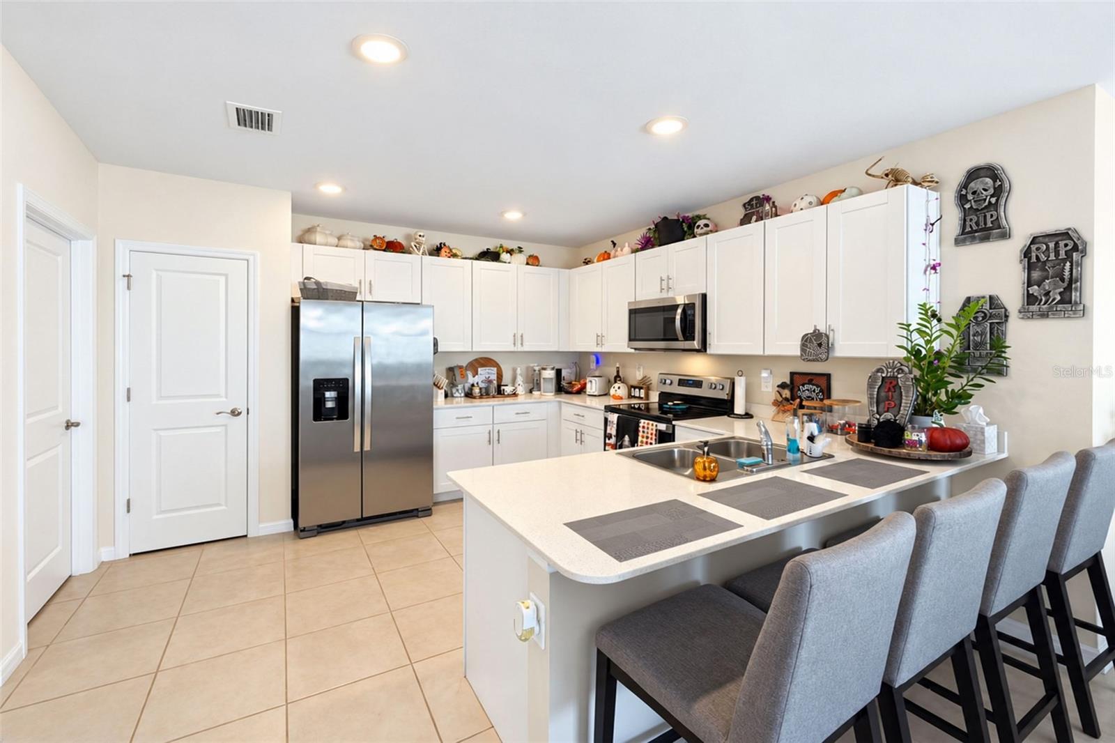COVE/WEST PORT PH 1B - Residential