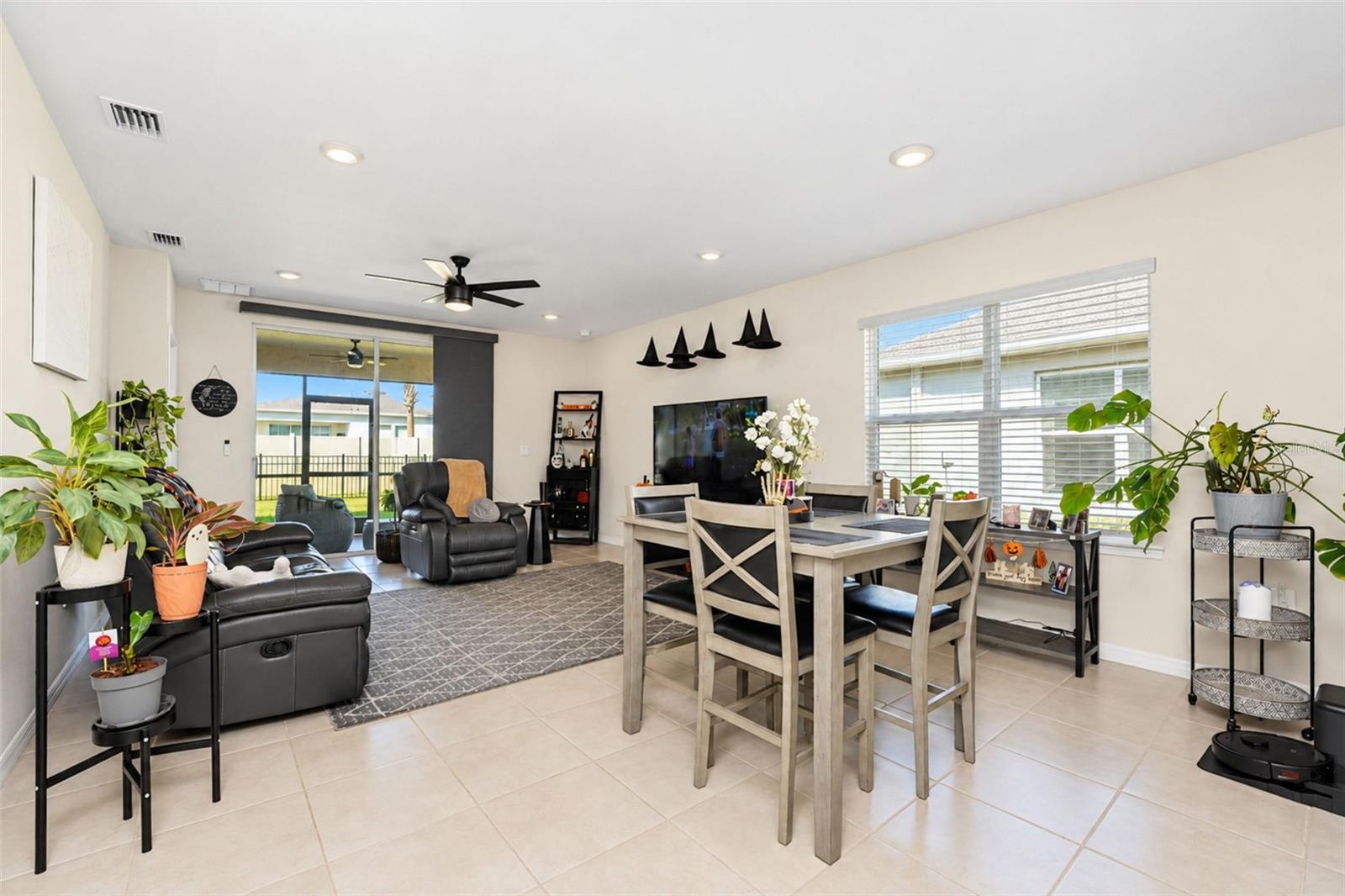 COVE/WEST PORT PH 1B - Residential