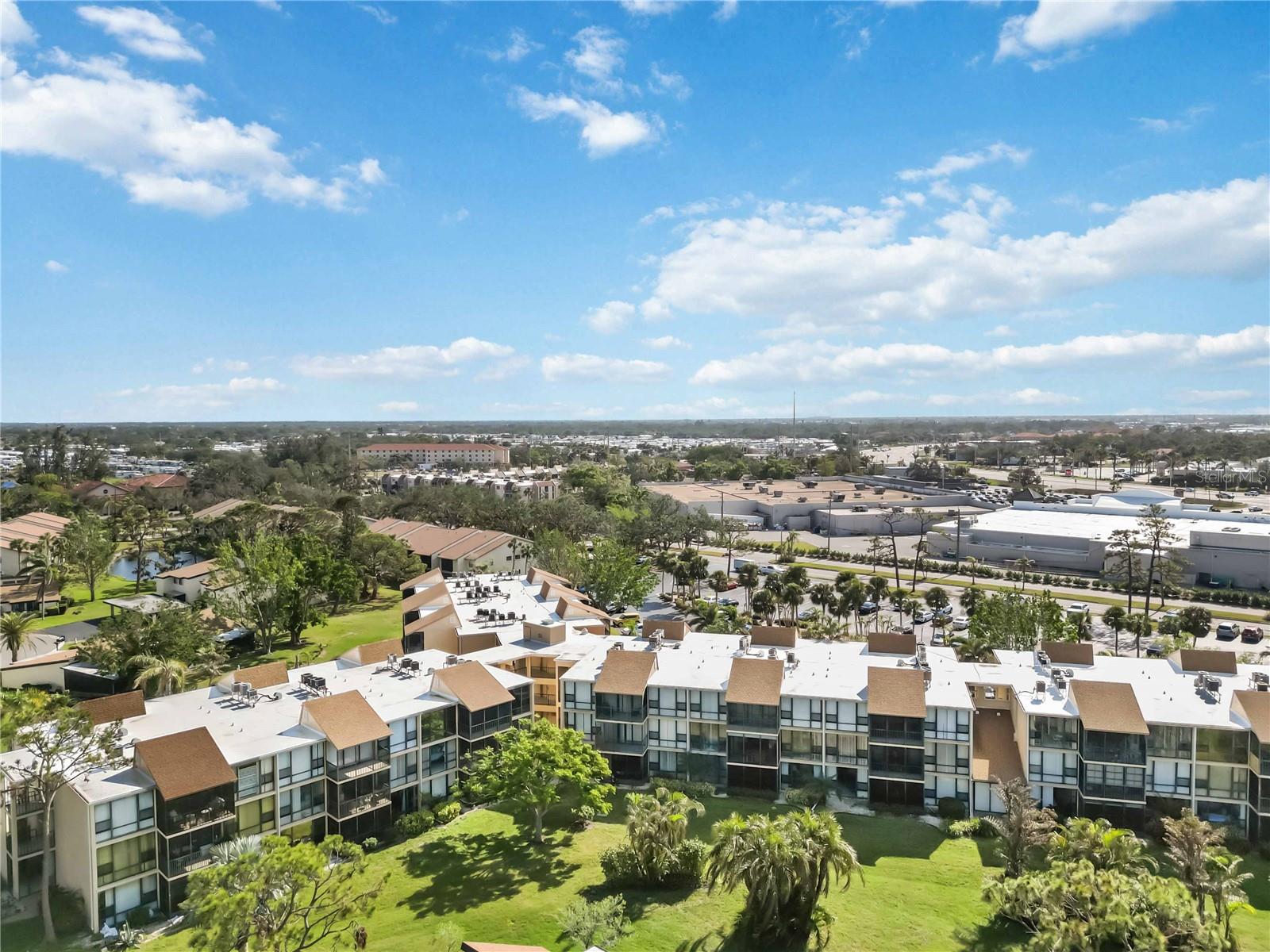 SANDPIPER APTS CONDO, BIRD BAY - Residential