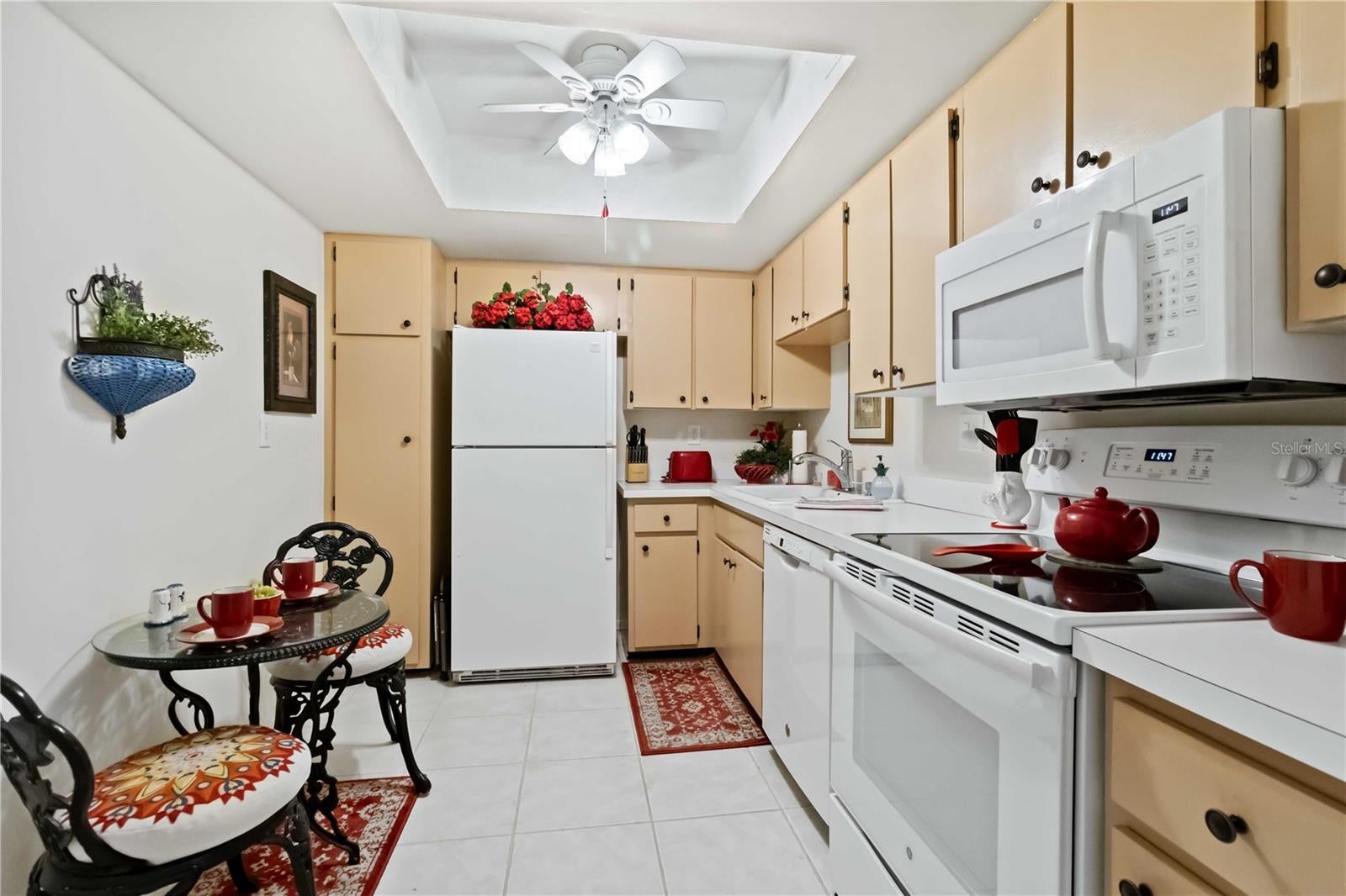 SANDPIPER APTS CONDO, BIRD BAY - Residential