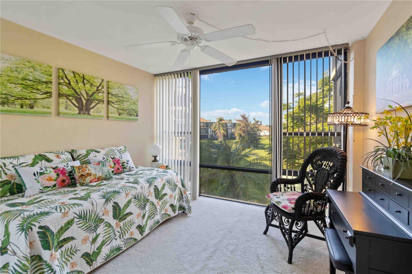 SANDPIPER APTS CONDO, BIRD BAY - Residential