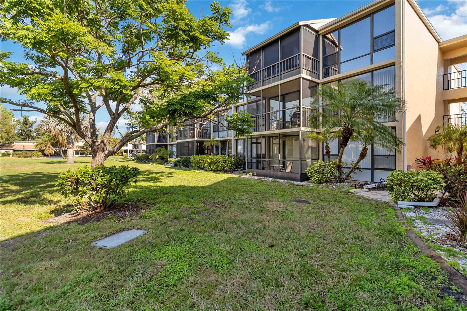 SANDPIPER APTS CONDO, BIRD BAY - Residential