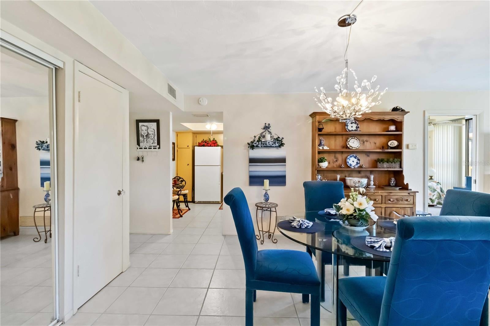 SANDPIPER APTS CONDO, BIRD BAY - Residential