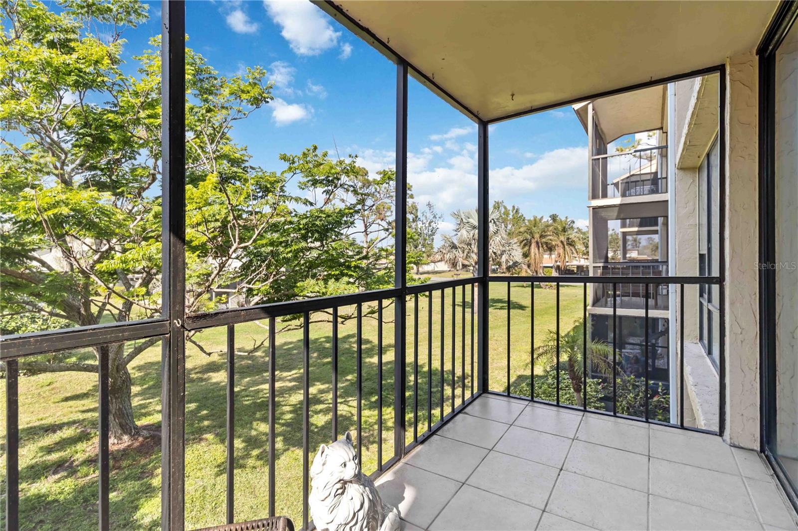 SANDPIPER APTS CONDO, BIRD BAY - Residential