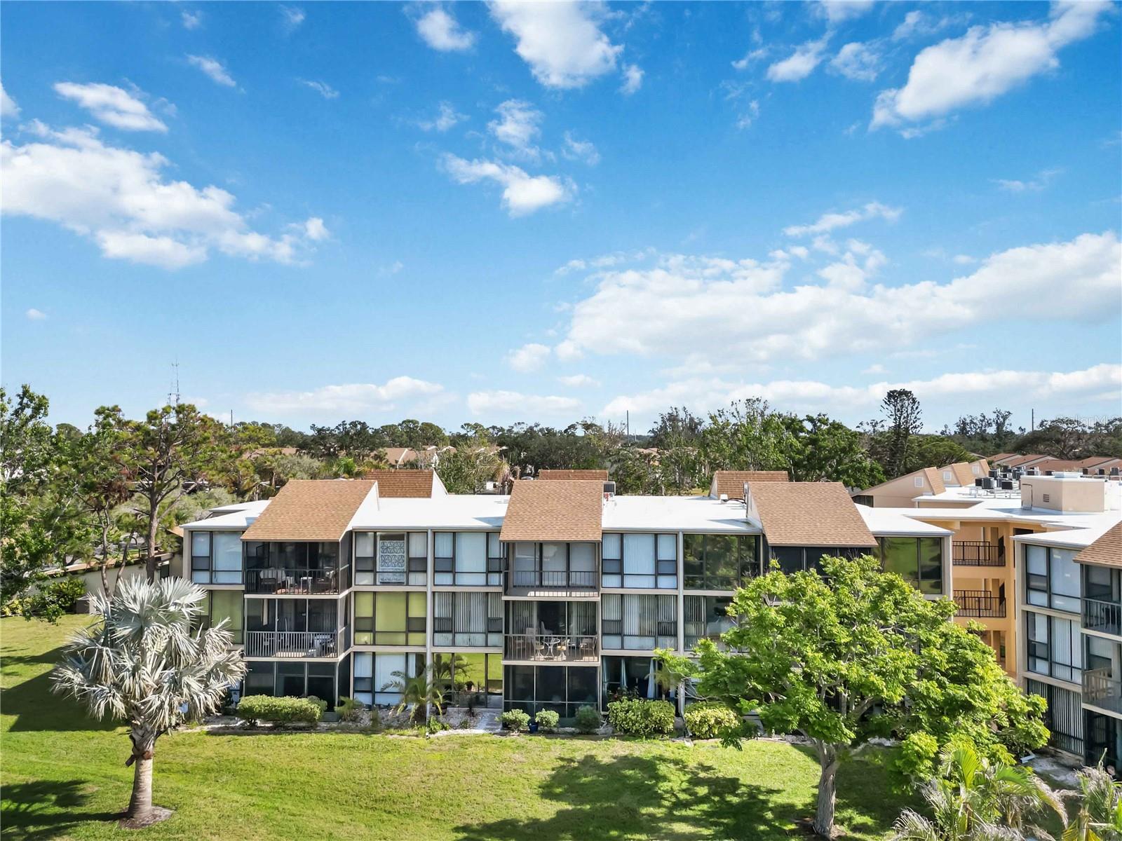 SANDPIPER APTS CONDO, BIRD BAY - Residential