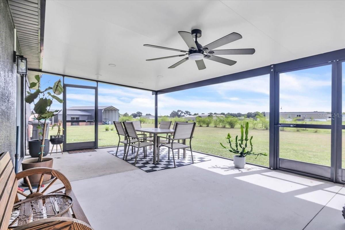 HULL & RIVER ESTATES - Residential