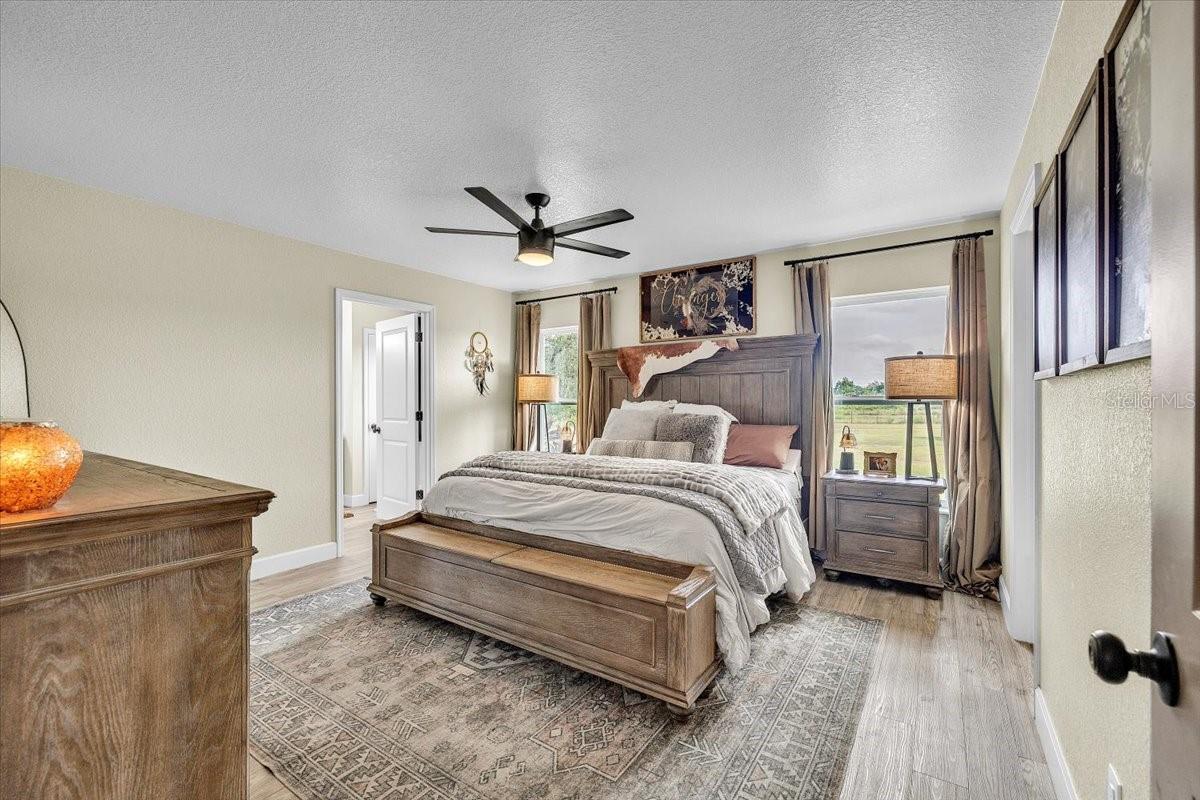 HULL & RIVER ESTATES - Residential