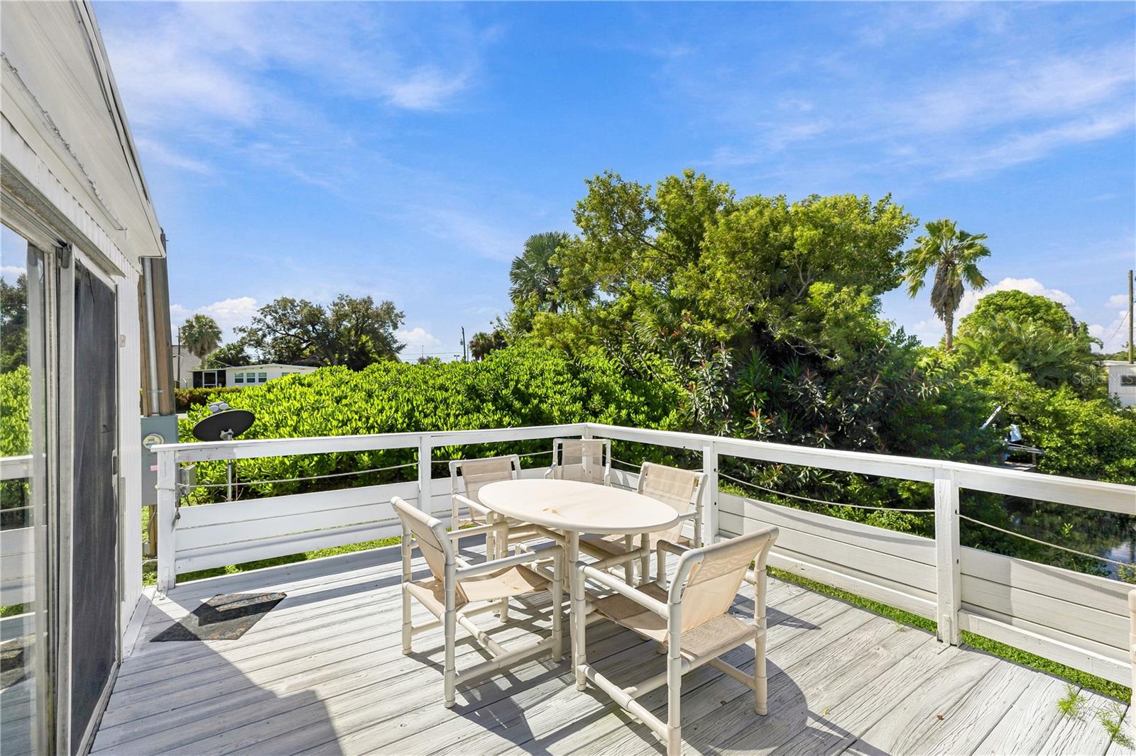 HOLIDAY MOBILE ESTATES - Residential