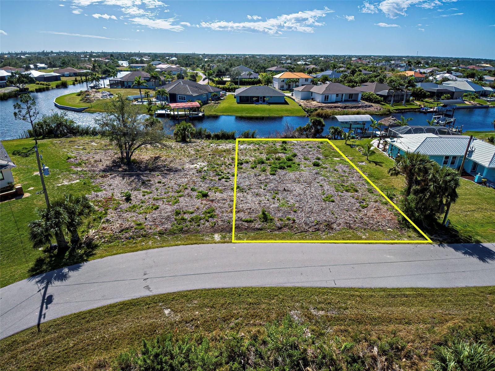 PORT CHARLOTTE SEC 071 - Land