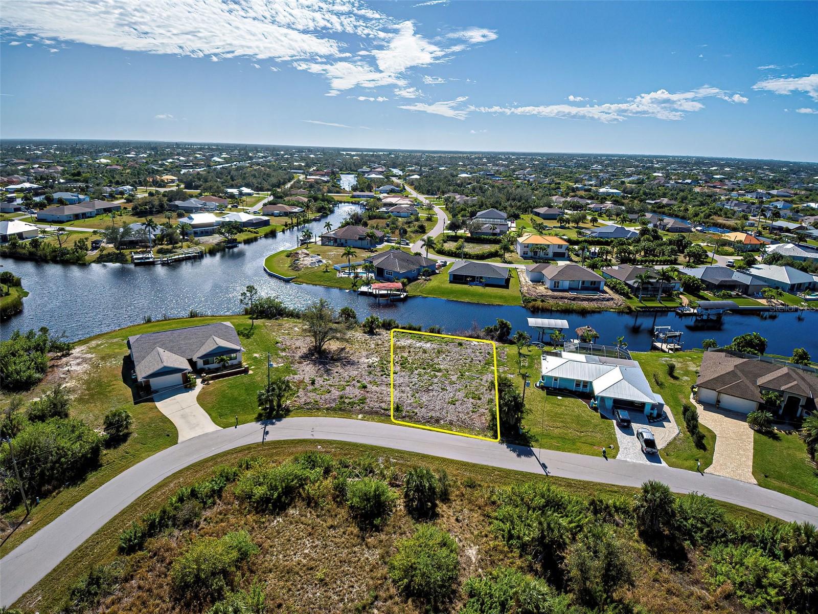 PORT CHARLOTTE SEC 071 - Land